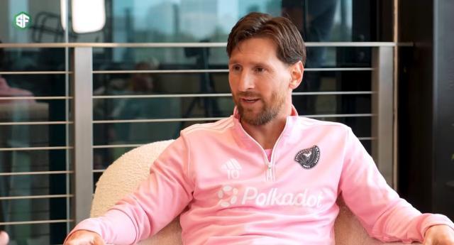 开云体育平台-梅西：想过回巴萨，想踢世界杯