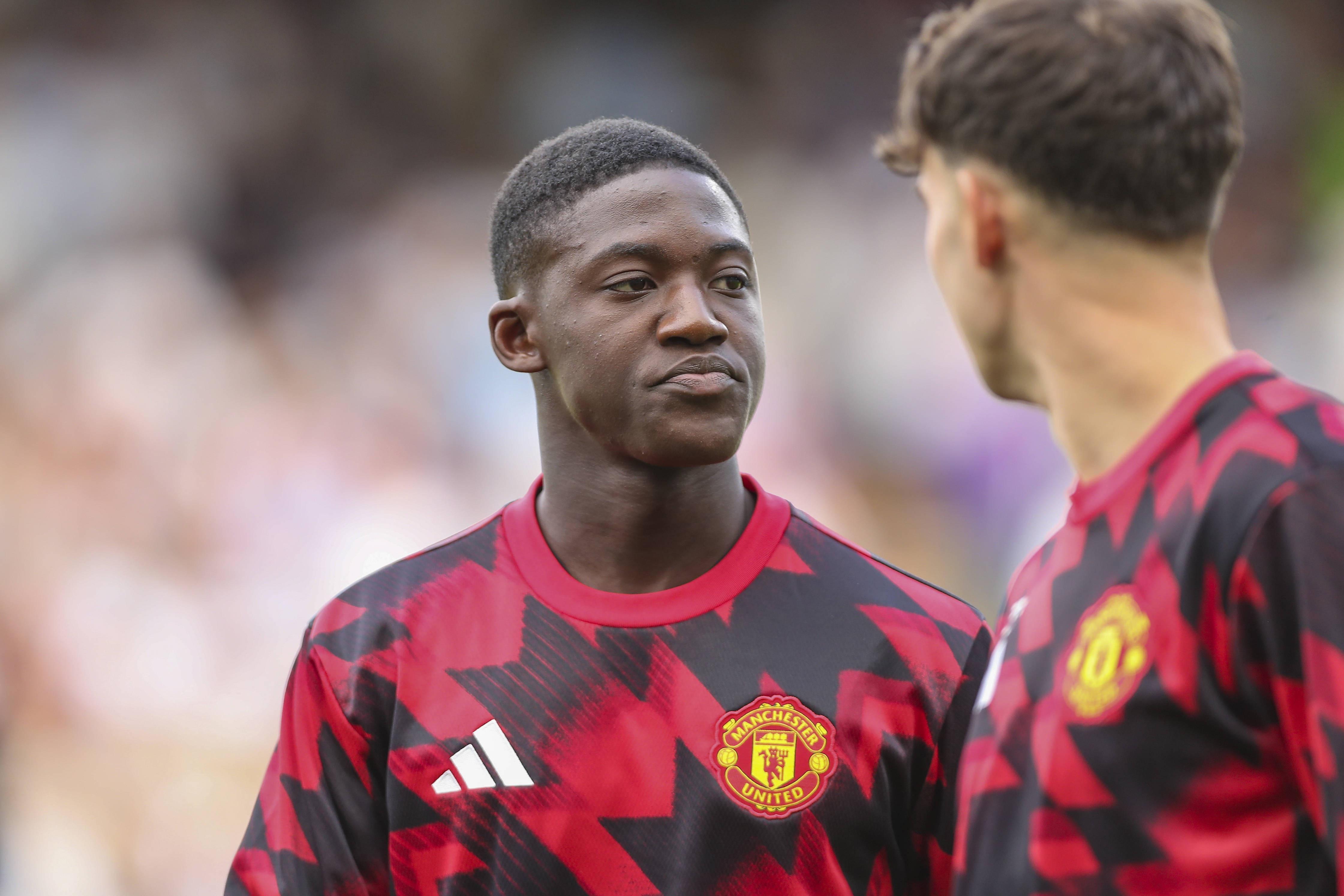 开云体育官方网站登陆-一次失败的换人？梅努半场球7次丢球权，3次对抗仅1次成功