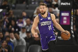 开云体育网址-美记：如果国王未来没有明确方向 小萨博尼斯很可能会申请交易