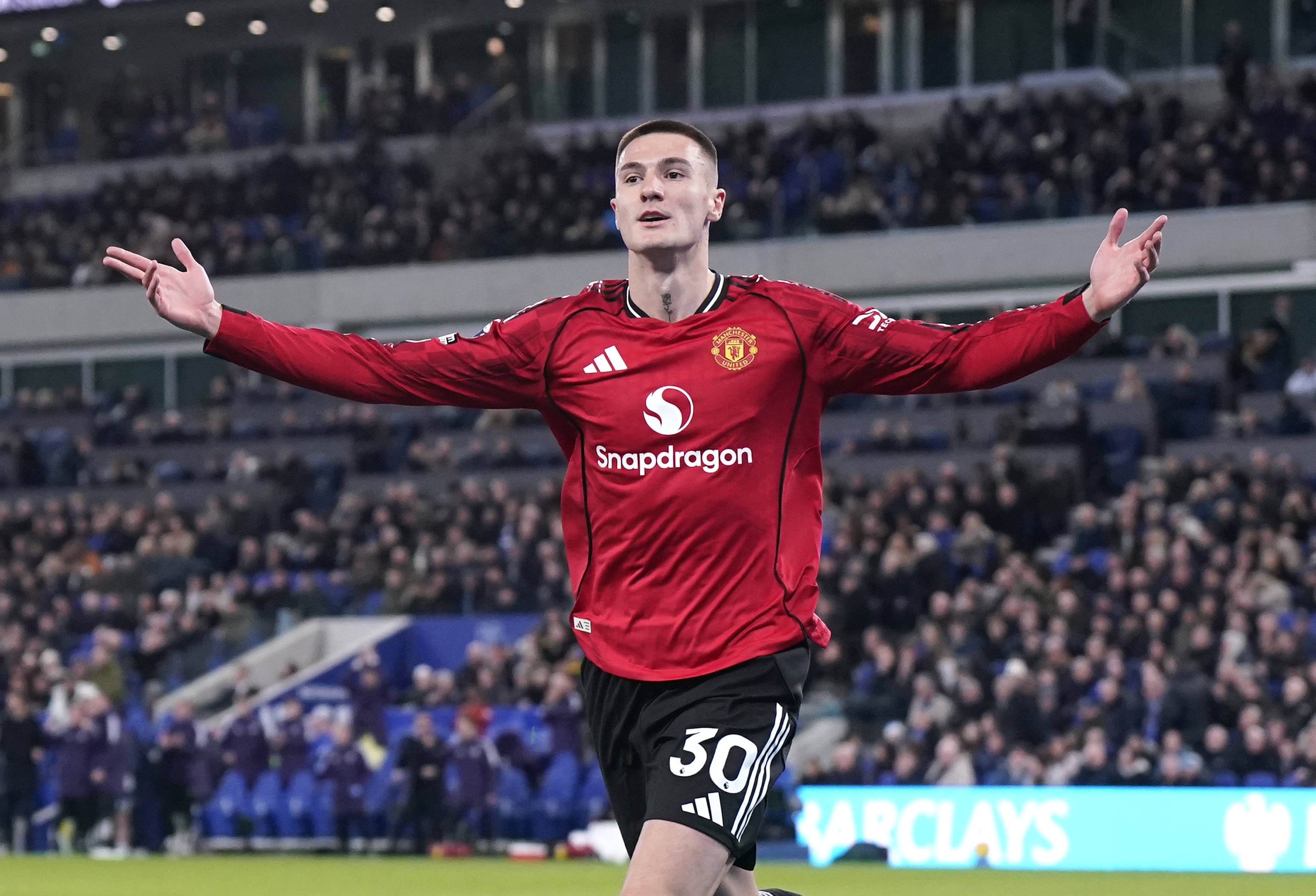 开云体育在线-已进9球！TA：熟悉舍什科的人曾保守估计他本赛季能进10到15球